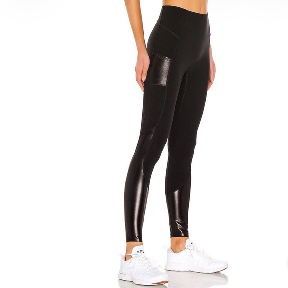 SPANX Pants - Spanx Every Wear Active Gloss Pocket Leggings